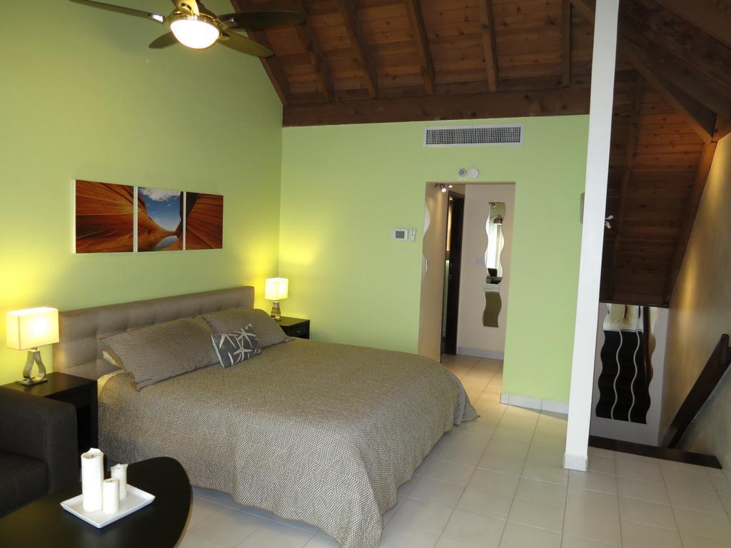 Luxury Beachfront Duplex Villa On Sapphire Beach I East End  Room photo