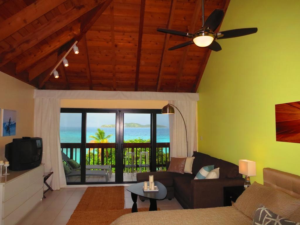 Luxury Beachfront Duplex Villa On Sapphire Beach I East End  Room photo